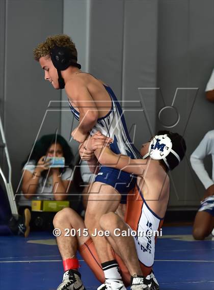 Thumbnail 1 in San Antonio Lee Invitational photogallery.
