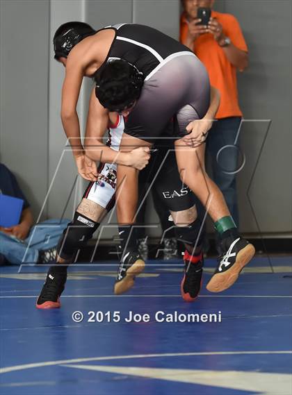 Thumbnail 2 in San Antonio Lee Invitational photogallery.