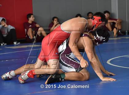 Thumbnail 2 in San Antonio Lee Invitational photogallery.