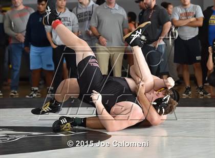 Thumbnail 3 in San Antonio Lee Invitational photogallery.