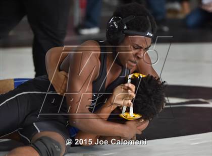 Thumbnail 3 in San Antonio Lee Invitational photogallery.