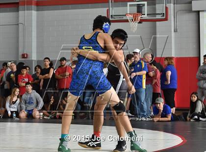 Thumbnail 2 in San Antonio Lee Invitational photogallery.