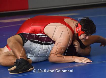 Thumbnail 3 in San Antonio Lee Invitational photogallery.