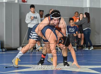 Thumbnail 3 in San Antonio Lee Invitational photogallery.