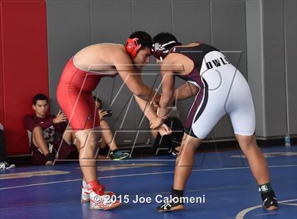 Thumbnail 3 in San Antonio Lee Invitational photogallery.