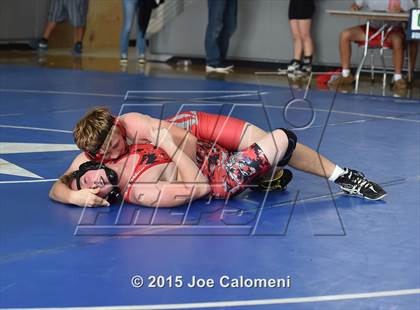 Thumbnail 1 in San Antonio Lee Invitational photogallery.