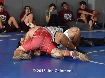 Thumbnail 3 in San Antonio Lee Invitational photogallery.