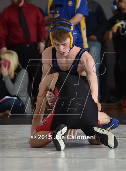 Thumbnail 3 in San Antonio Lee Invitational photogallery.