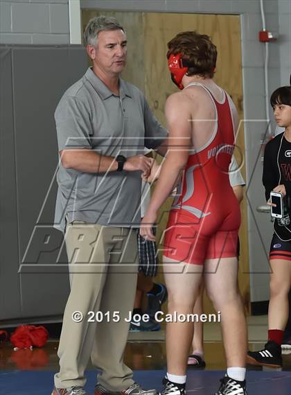 Thumbnail 3 in San Antonio Lee Invitational photogallery.