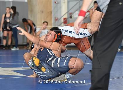 Thumbnail 3 in San Antonio Lee Invitational photogallery.