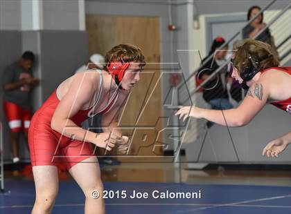 Thumbnail 1 in San Antonio Lee Invitational photogallery.