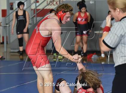 Thumbnail 1 in San Antonio Lee Invitational photogallery.