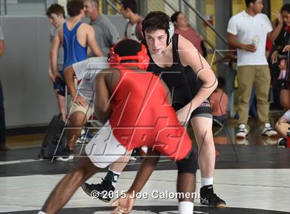 Thumbnail 3 in San Antonio Lee Invitational photogallery.
