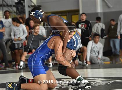 Thumbnail 2 in San Antonio Lee Invitational photogallery.