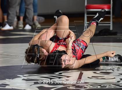Thumbnail 2 in San Antonio Lee Invitational photogallery.