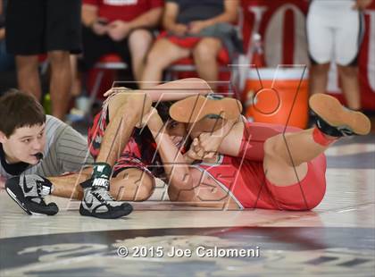 Thumbnail 2 in San Antonio Lee Invitational photogallery.