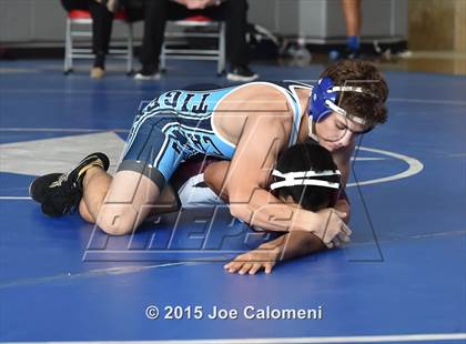Thumbnail 2 in San Antonio Lee Invitational photogallery.