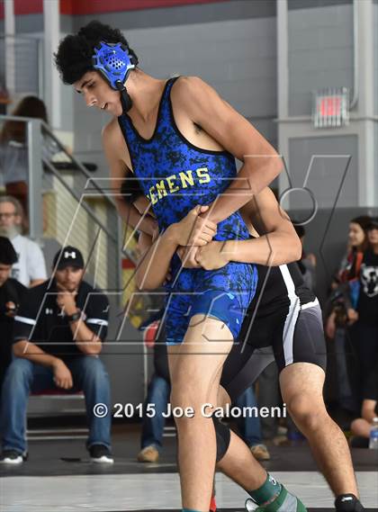 Thumbnail 3 in San Antonio Lee Invitational photogallery.