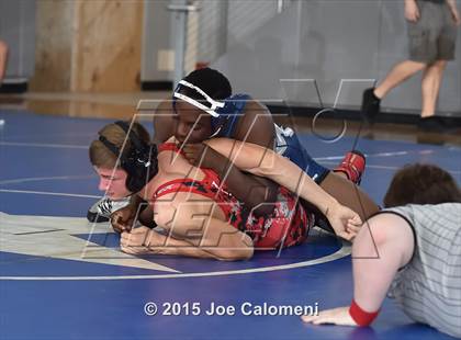 Thumbnail 1 in San Antonio Lee Invitational photogallery.