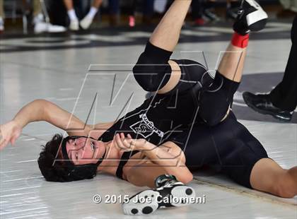 Thumbnail 3 in San Antonio Lee Invitational photogallery.