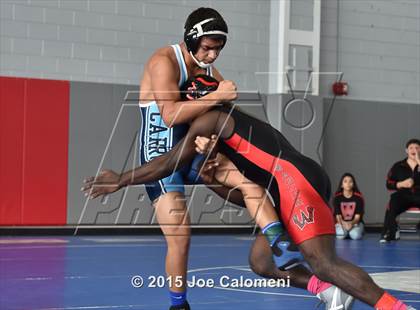 Thumbnail 2 in San Antonio Lee Invitational photogallery.