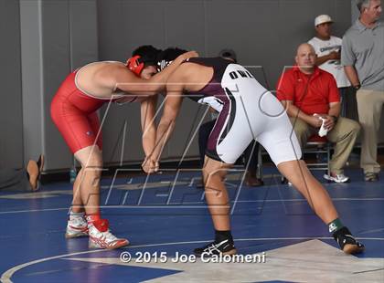 Thumbnail 2 in San Antonio Lee Invitational photogallery.