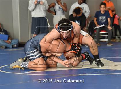 Thumbnail 3 in San Antonio Lee Invitational photogallery.