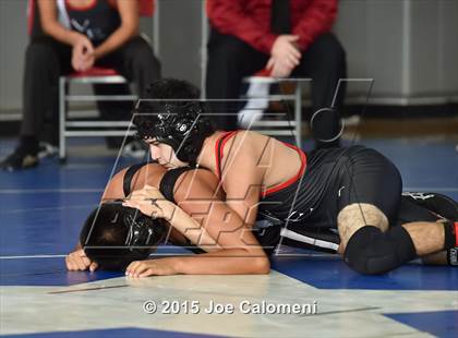 Thumbnail 3 in San Antonio Lee Invitational photogallery.