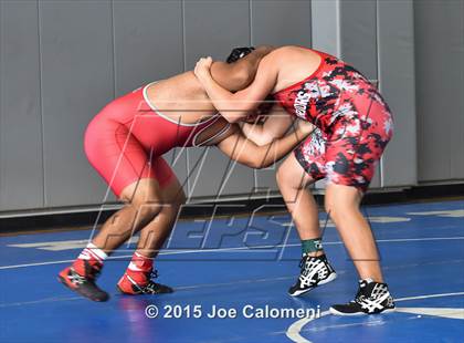 Thumbnail 2 in San Antonio Lee Invitational photogallery.