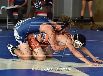 Thumbnail 3 in San Antonio Lee Invitational photogallery.
