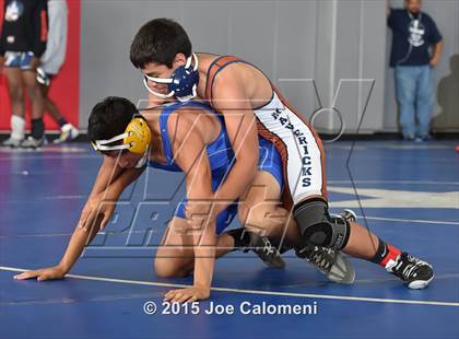 Thumbnail 3 in San Antonio Lee Invitational photogallery.