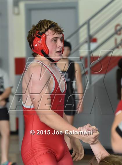 Thumbnail 2 in San Antonio Lee Invitational photogallery.