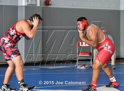 Thumbnail 2 in San Antonio Lee Invitational photogallery.