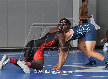 Thumbnail 1 in San Antonio Lee Invitational photogallery.