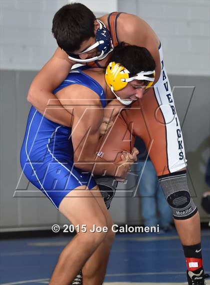 Thumbnail 1 in San Antonio Lee Invitational photogallery.