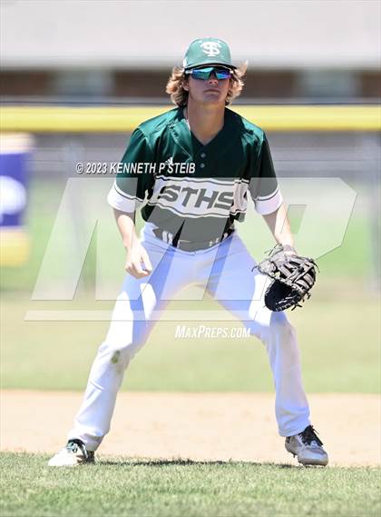 Thumbnail 1 in Thibodaux vs. South Terrebonne (LHSAA Division I Non-Select Bi-District) photogallery.