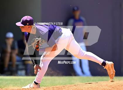 Thumbnail 1 in Thibodaux vs. South Terrebonne (LHSAA Division I Non-Select Bi-District) photogallery.