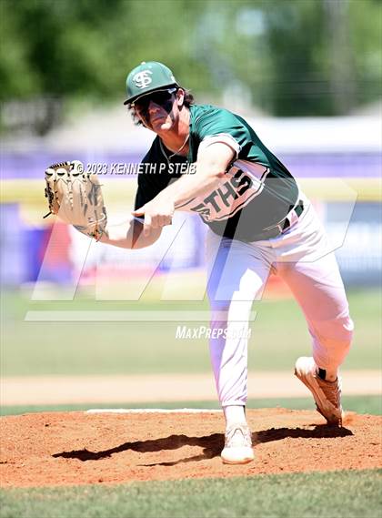 Thumbnail 3 in Thibodaux vs. South Terrebonne (LHSAA Division I Non-Select Bi-District) photogallery.