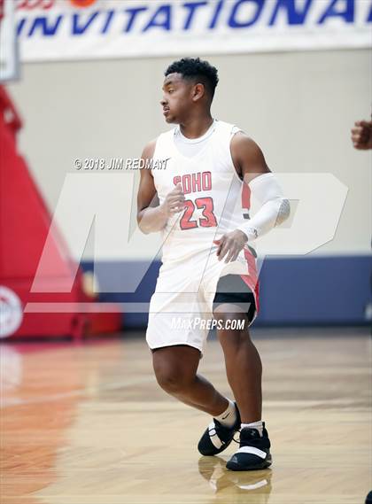 Thumbnail 3 in  Pasadena Memorial vs. South Houston (McDonald's Texas Invitational) photogallery.