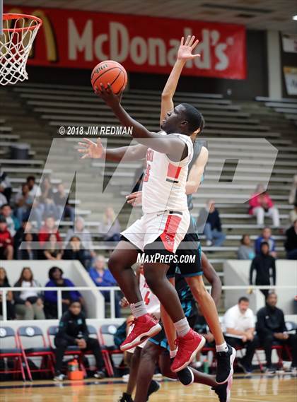 Thumbnail 1 in  Pasadena Memorial vs. South Houston (McDonald's Texas Invitational) photogallery.