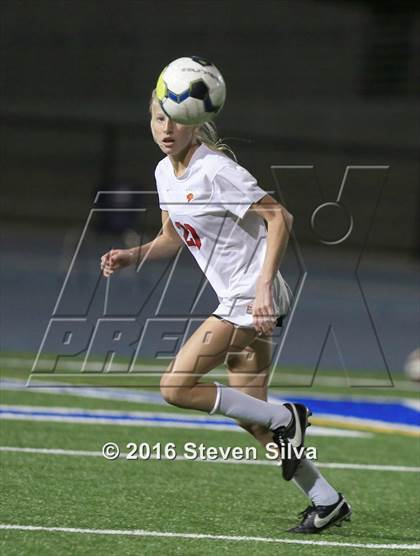 Thumbnail 2 in Rancho Bernardo vs. Torrey Pines (CIF SDS Open Division Final) photogallery.