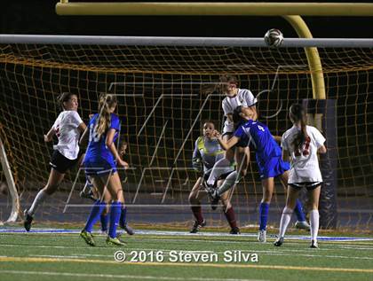 Thumbnail 2 in Rancho Bernardo vs. Torrey Pines (CIF SDS Open Division Final) photogallery.