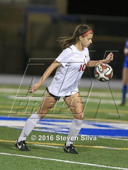 Thumbnail 1 in Rancho Bernardo vs. Torrey Pines (CIF SDS Open Division Final) photogallery.
