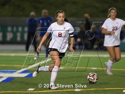 Thumbnail 2 in Rancho Bernardo vs. Torrey Pines (CIF SDS Open Division Final) photogallery.