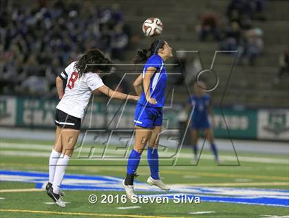 Thumbnail 1 in Rancho Bernardo vs. Torrey Pines (CIF SDS Open Division Final) photogallery.