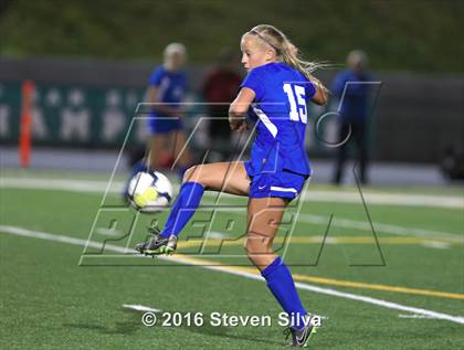 Thumbnail 3 in Rancho Bernardo vs. Torrey Pines (CIF SDS Open Division Final) photogallery.