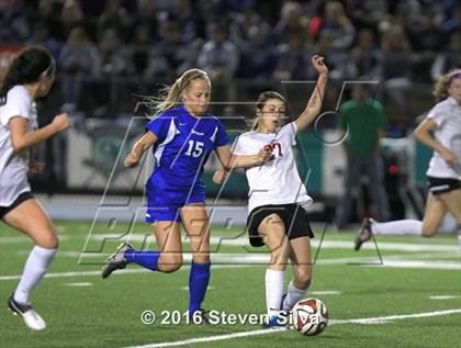 Thumbnail 3 in Rancho Bernardo vs. Torrey Pines (CIF SDS Open Division Final) photogallery.