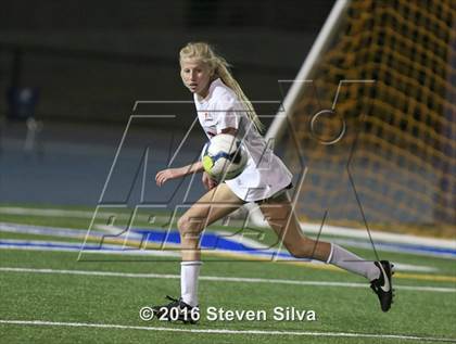 Thumbnail 1 in Rancho Bernardo vs. Torrey Pines (CIF SDS Open Division Final) photogallery.
