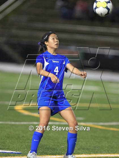 Thumbnail 2 in Rancho Bernardo vs. Torrey Pines (CIF SDS Open Division Final) photogallery.