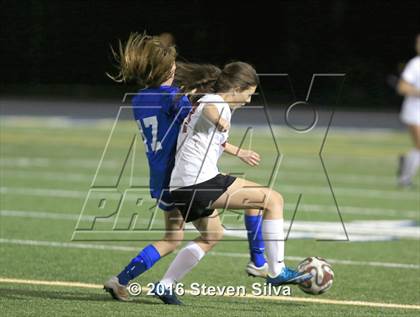 Thumbnail 2 in Rancho Bernardo vs. Torrey Pines (CIF SDS Open Division Final) photogallery.